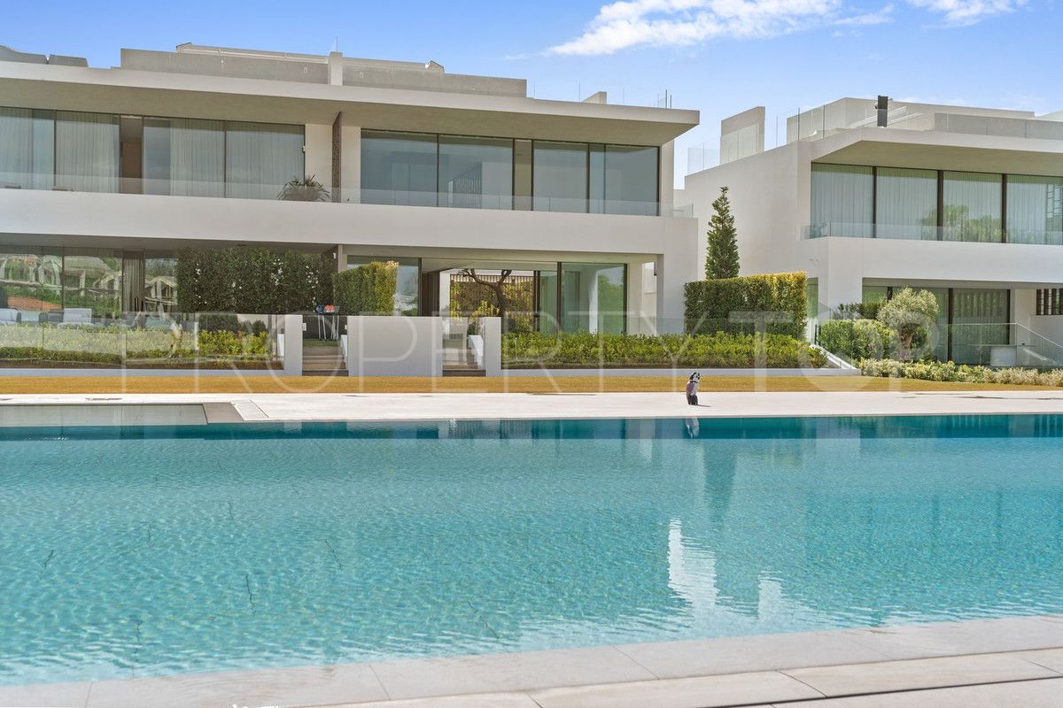 Se vende villa con 4 dormitorios en Marbella Golden Mile