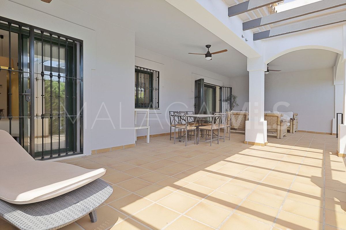 San Pedro de Alcantara, apartamento planta baja a la venta de 3 bedrooms