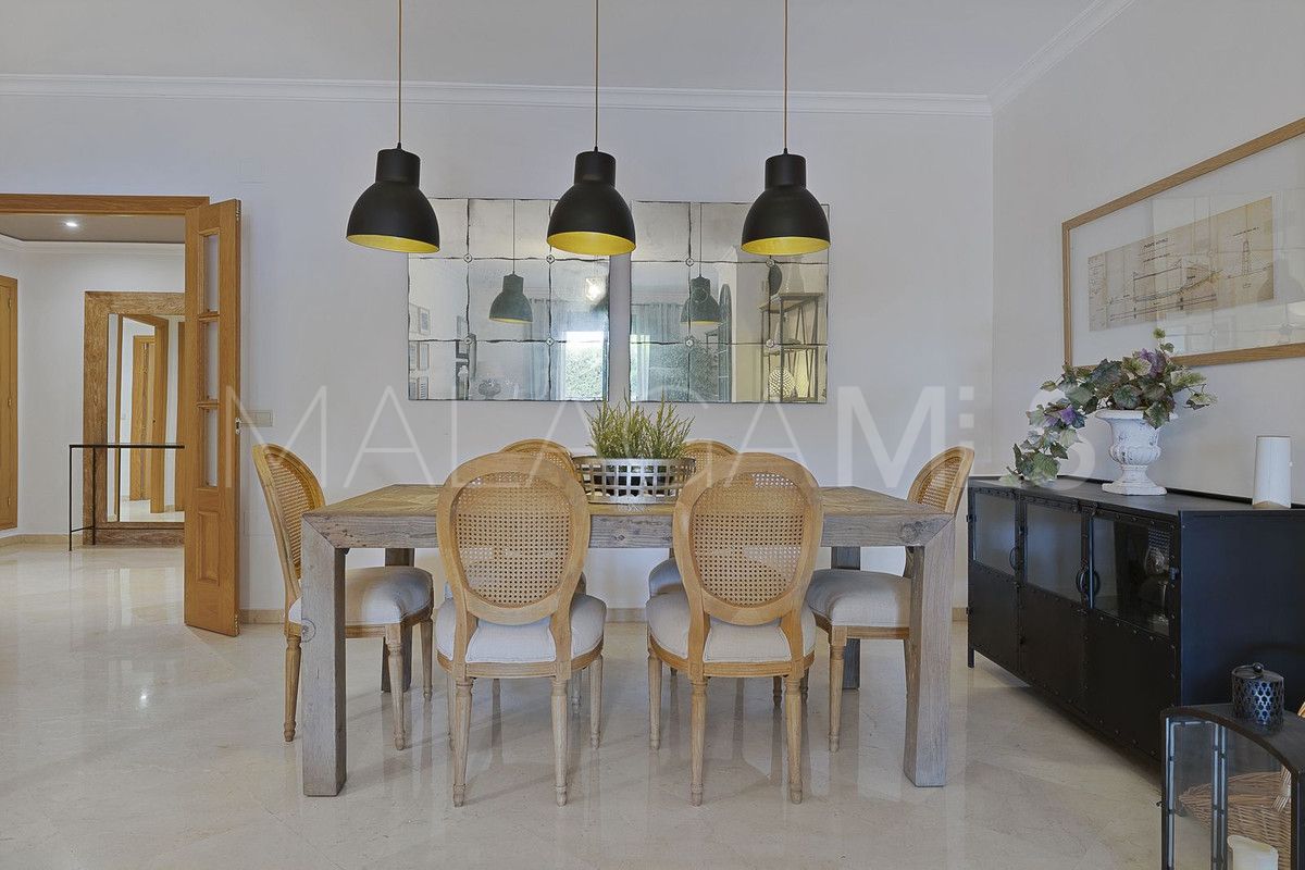 San Pedro de Alcantara, apartamento planta baja a la venta de 3 bedrooms