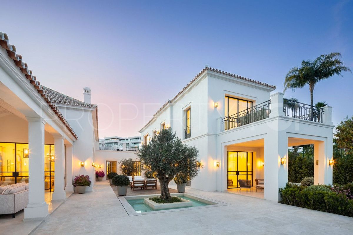 Nueva Andalucia, villa a la venta