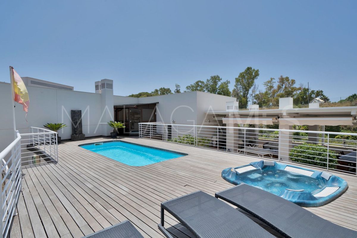 Buy Nueva Andalucia penthouse