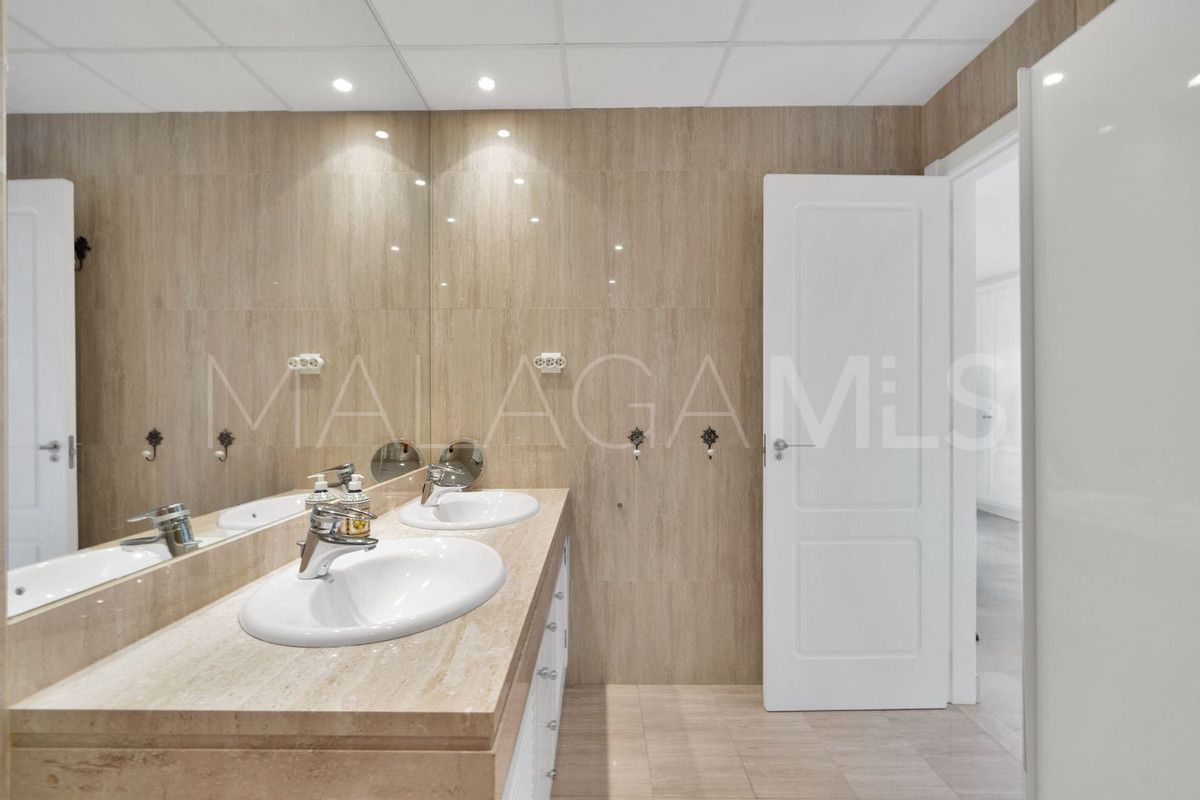Nueva Andalucia, Ático with 3 bedrooms for sale