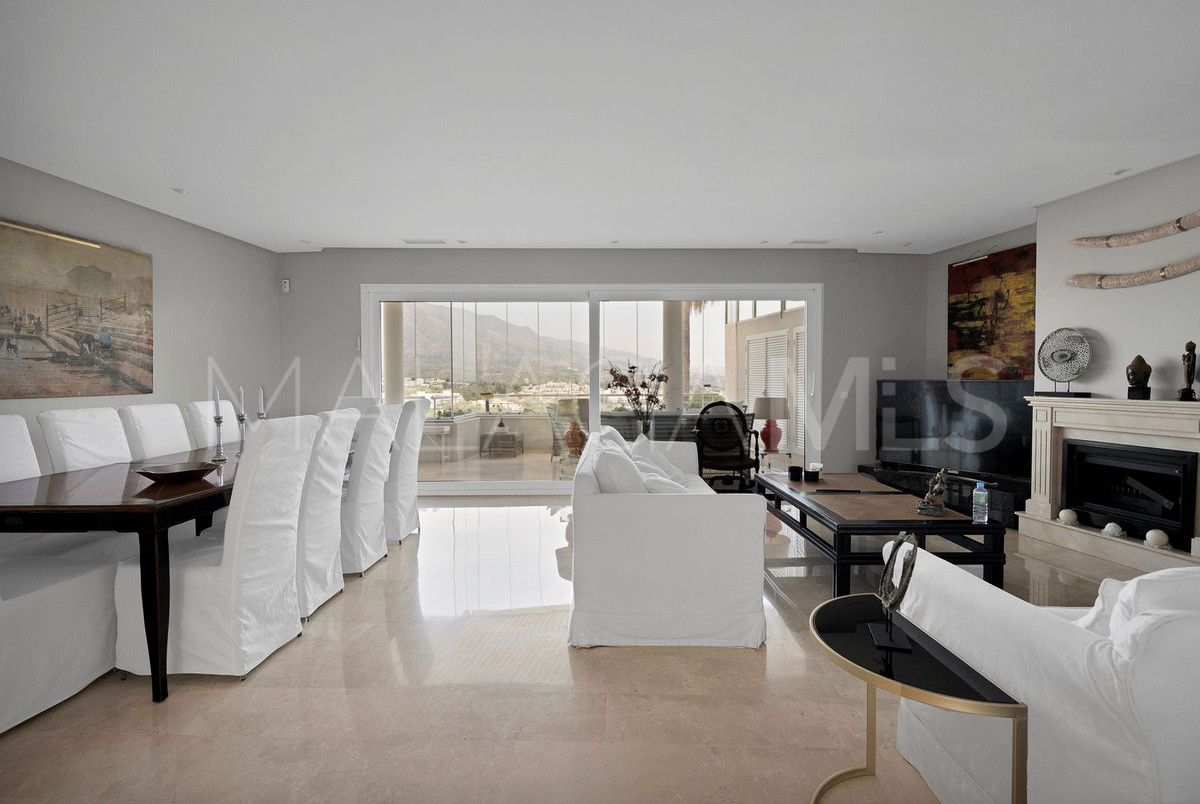 Buy Nueva Andalucia penthouse