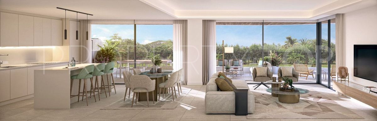 Apartamento planta baja de 3 dormitorios en venta en Estepona