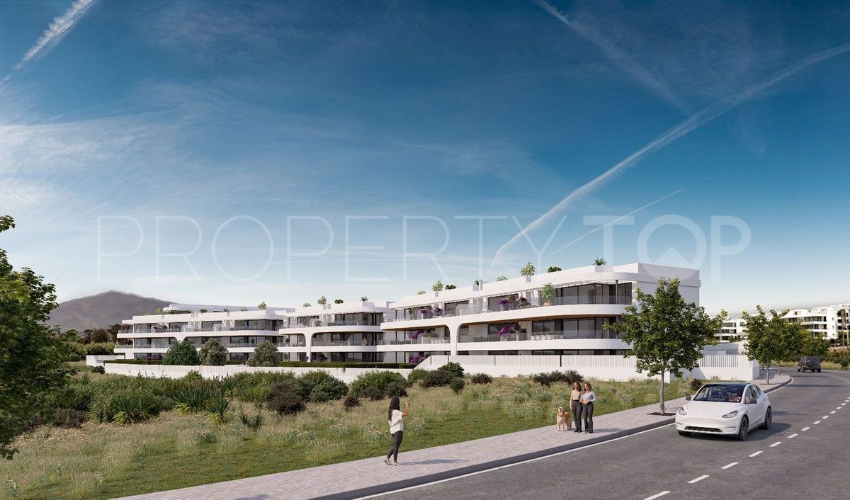 Apartamento planta baja de 3 dormitorios en venta en Estepona