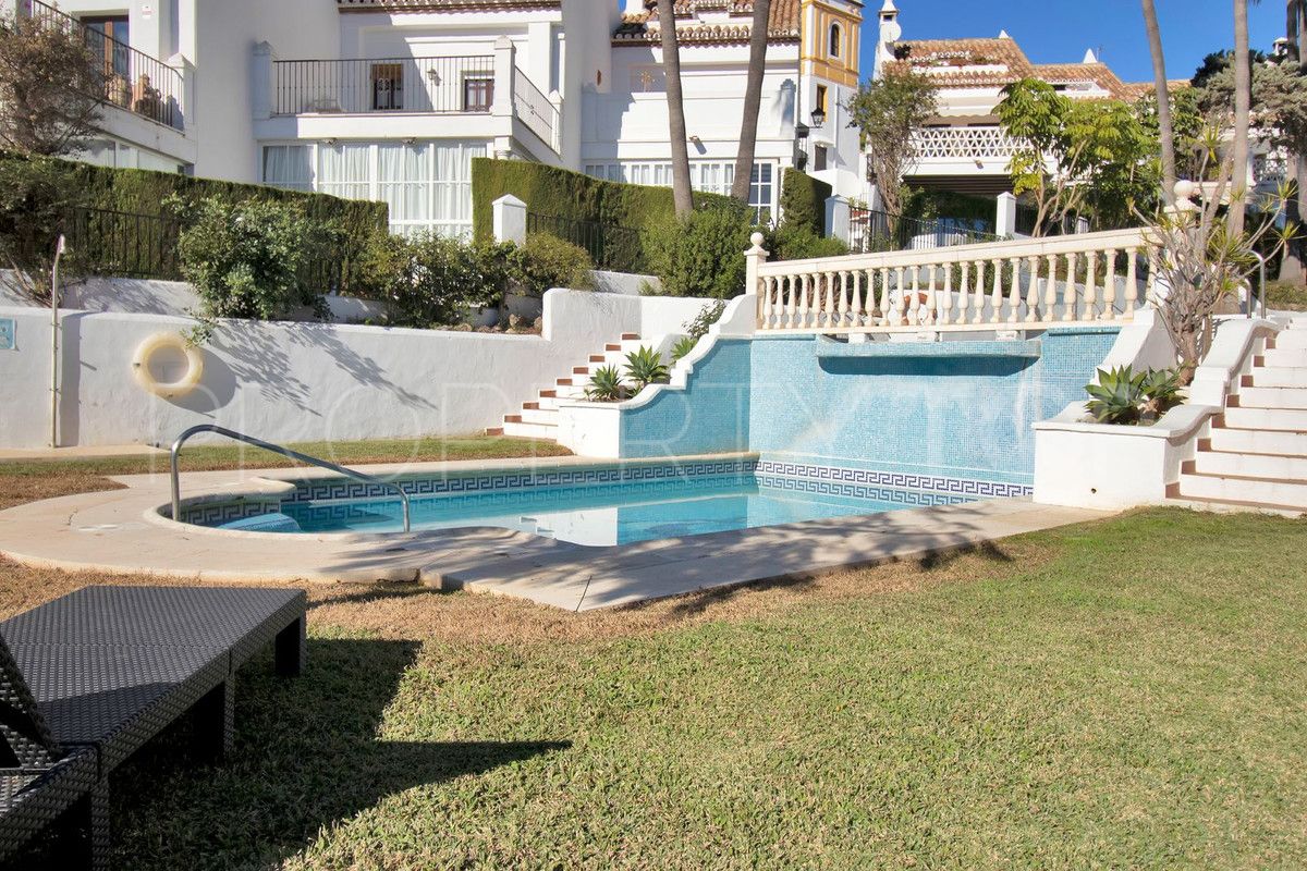 For sale Marbella Golden Mile town house with 3 bedrooms