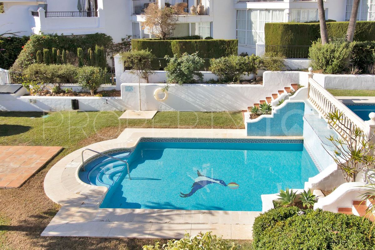 For sale Marbella Golden Mile town house with 3 bedrooms