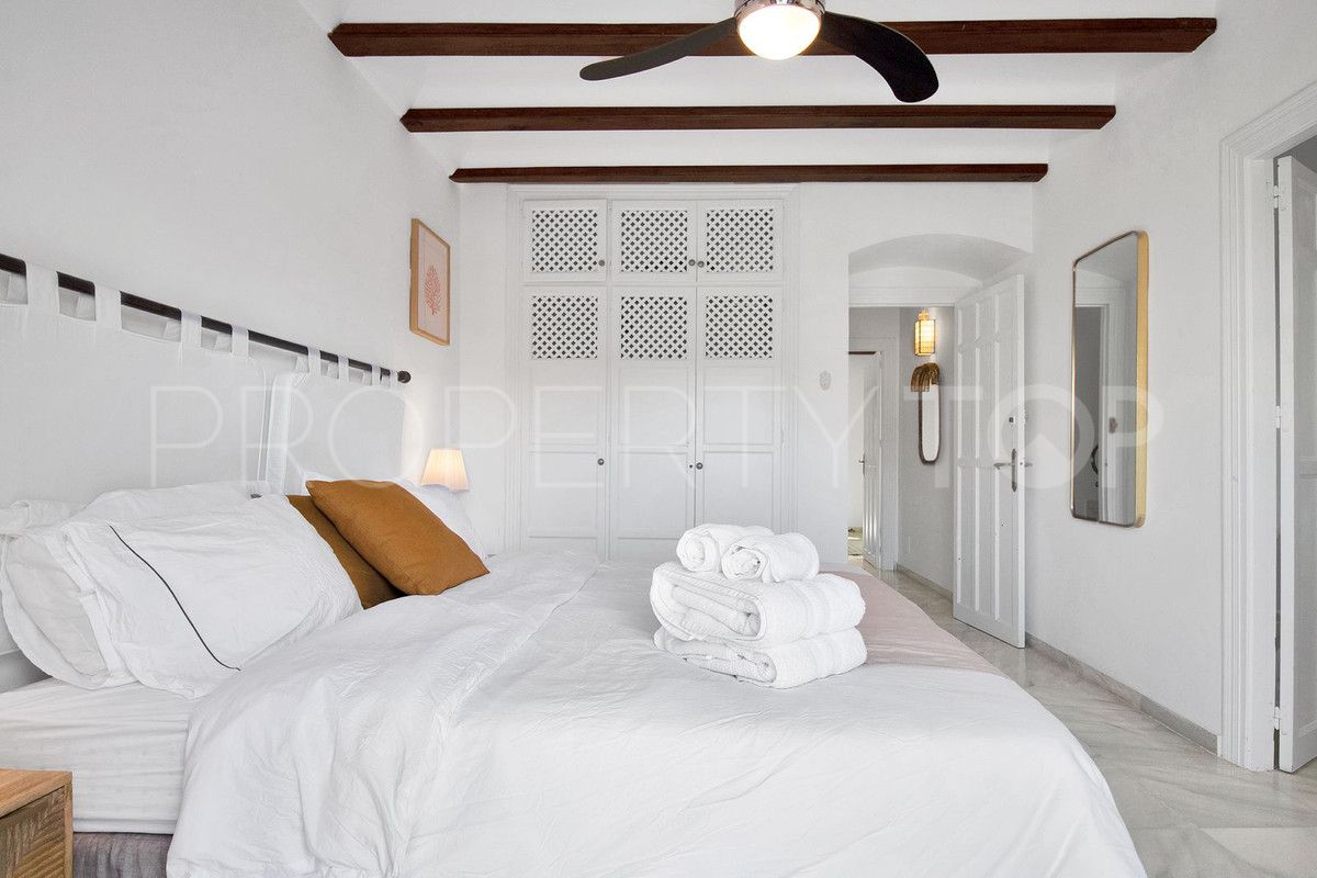 Se vende adosado de 3 dormitorios en Marbella Golden Mile