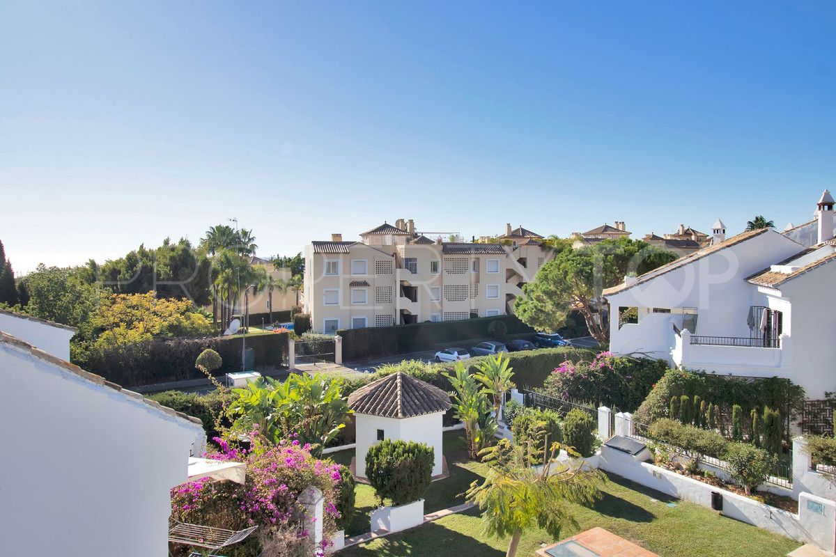 For sale Marbella Golden Mile town house with 3 bedrooms