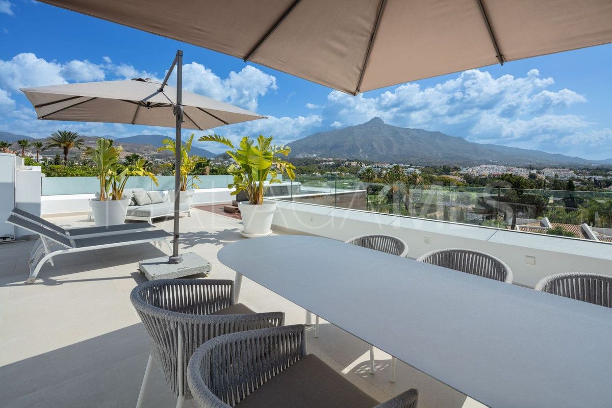 Nueva Andalucia, villa de 5 bedrooms a la venta