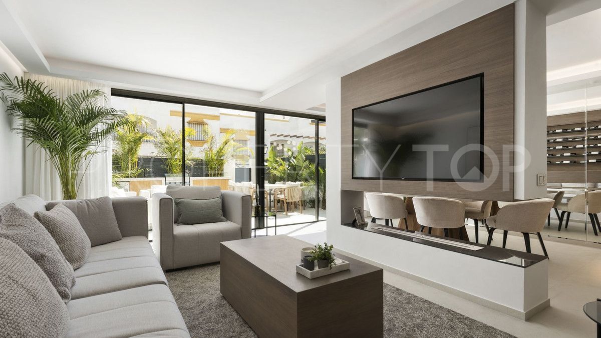 Marbella Golden Mile, adosado en venta con 5 dormitorios