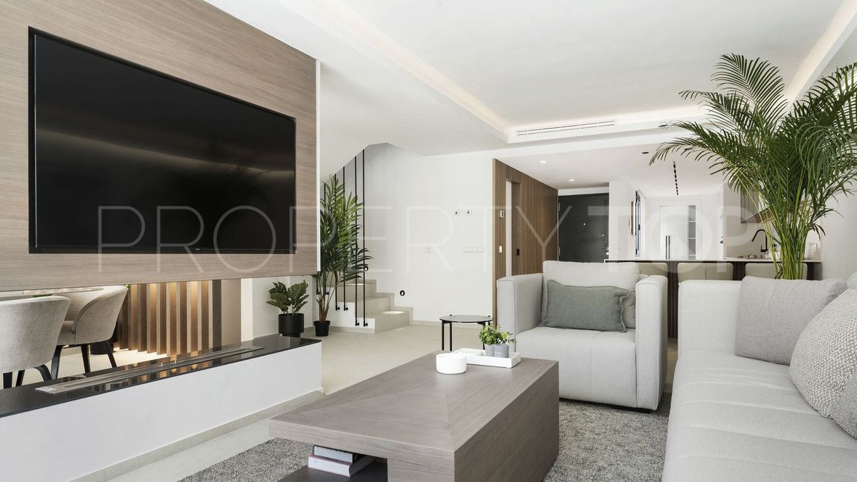 Marbella Golden Mile, adosado en venta con 5 dormitorios