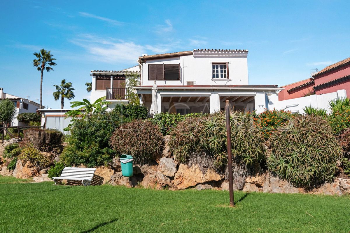 Maison de ville for sale in Estepona