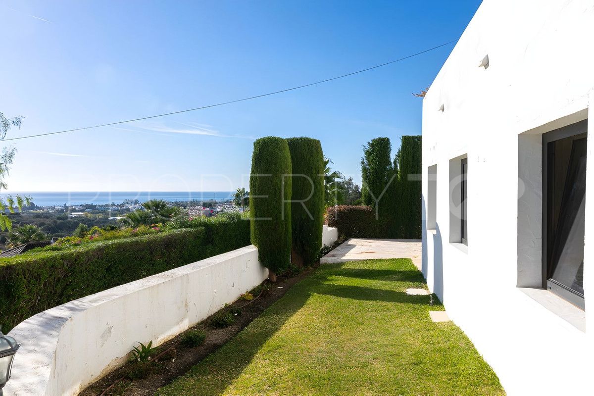 Villa en venta en Benahavis