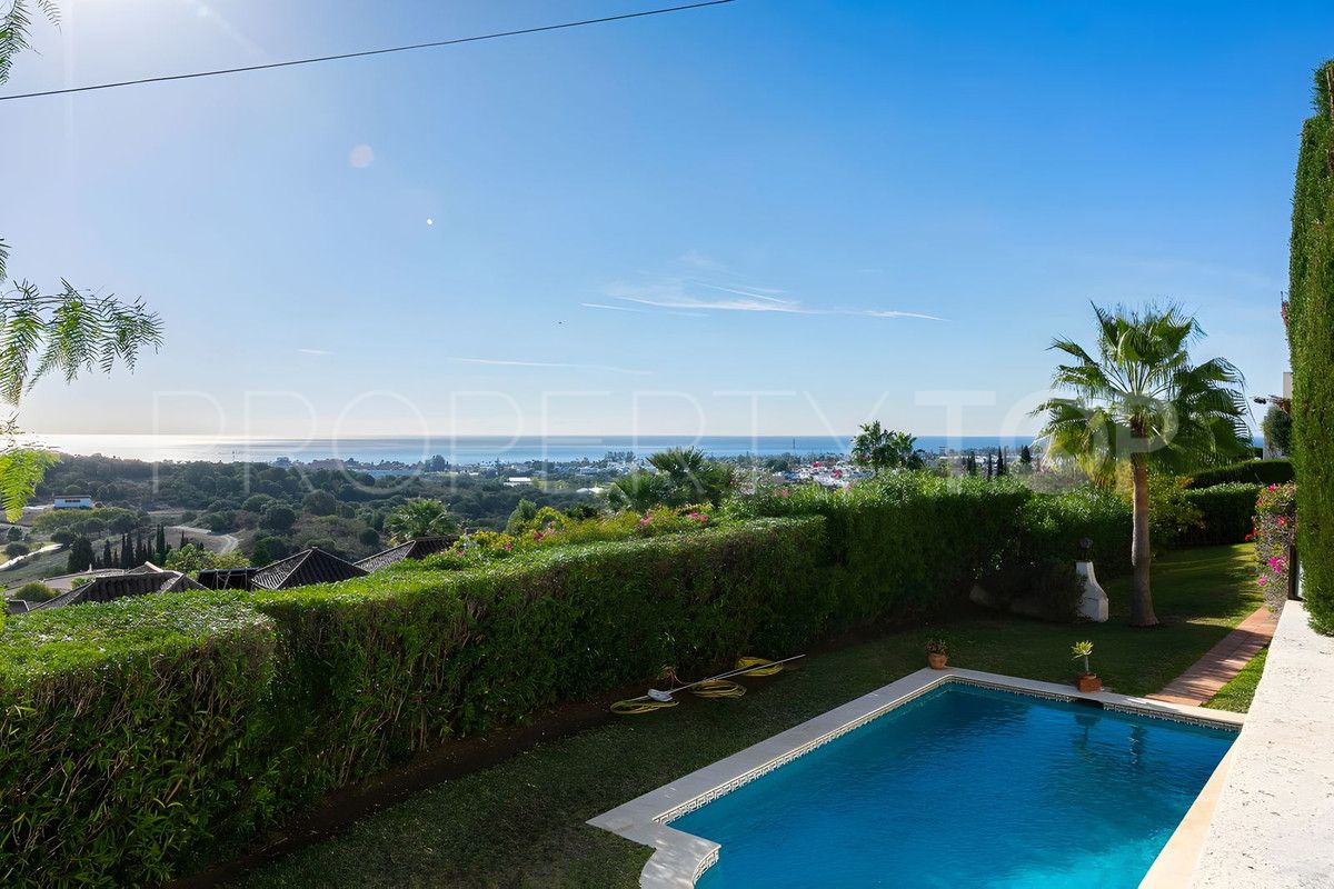 Villa en venta en Benahavis