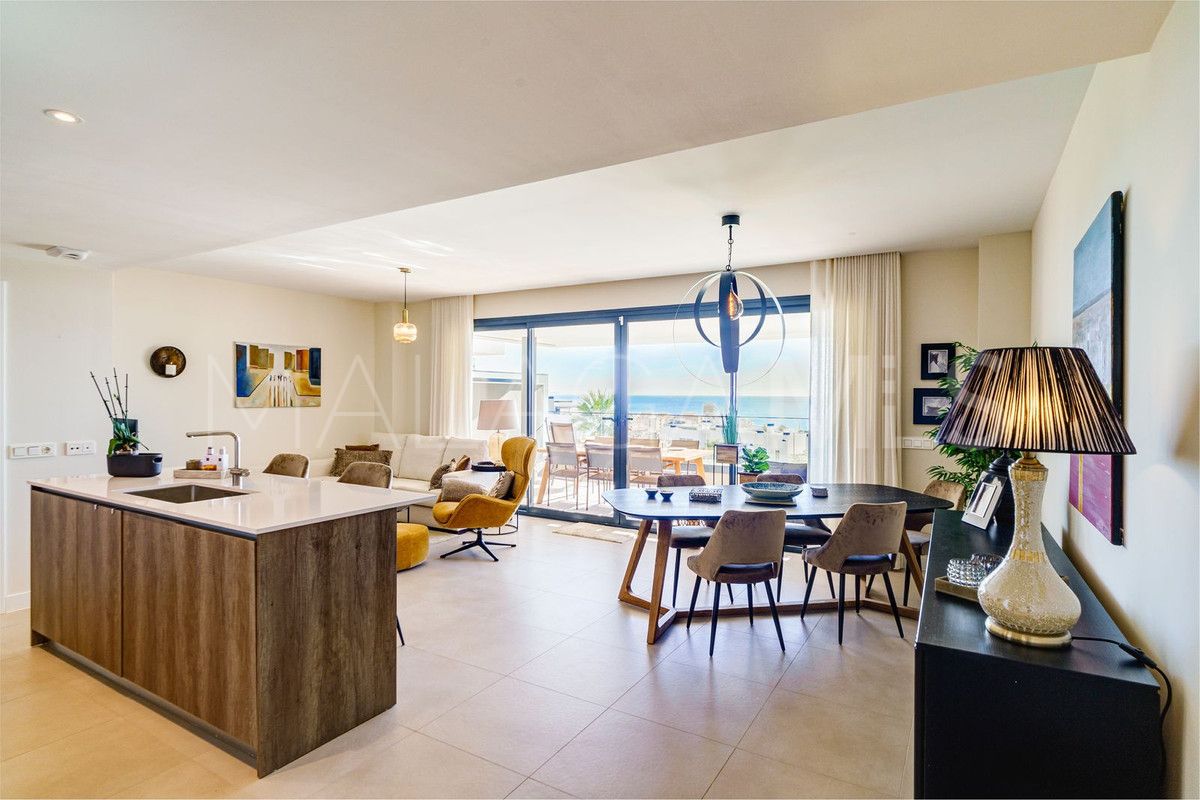 Apartamento for sale in Estepona with 3 bedrooms