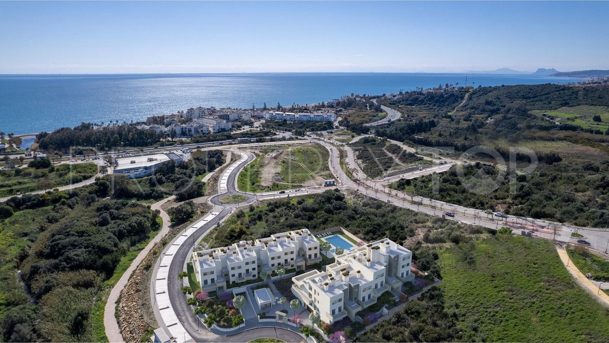 2 bedrooms apartment in Estepona for sale