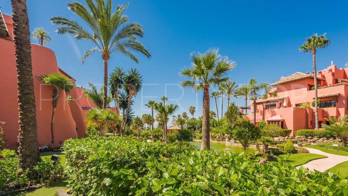 Estepona, apartamento planta baja a la venta