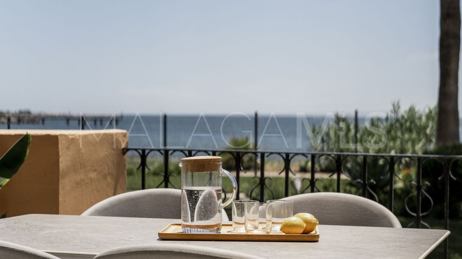 Markplanslägenhet for sale in Estepona