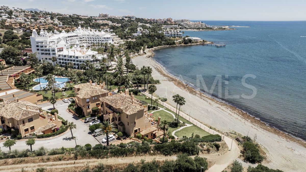 Markplanslägenhet for sale in Estepona