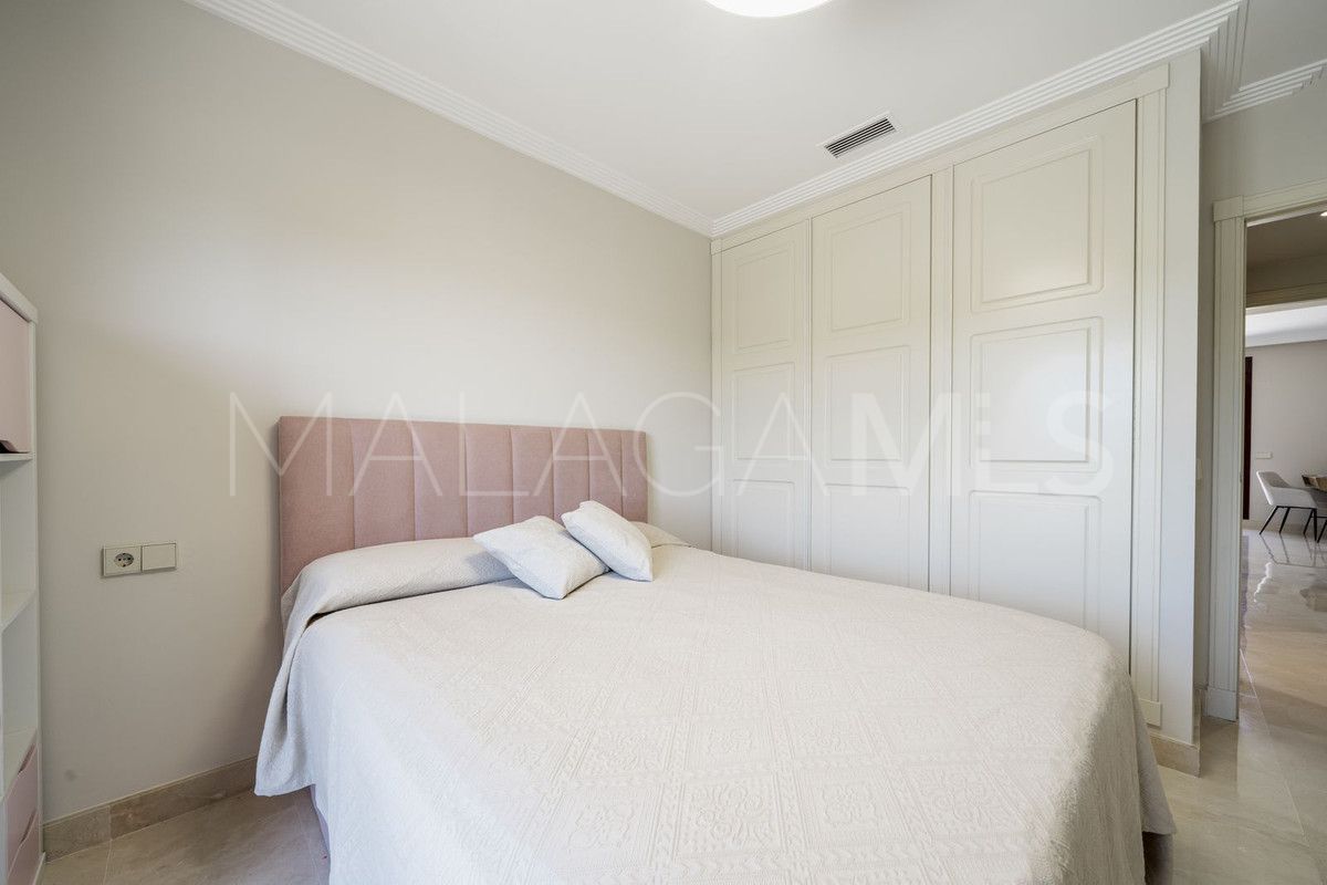 Apartamento with 3 bedrooms a la venta in Estepona