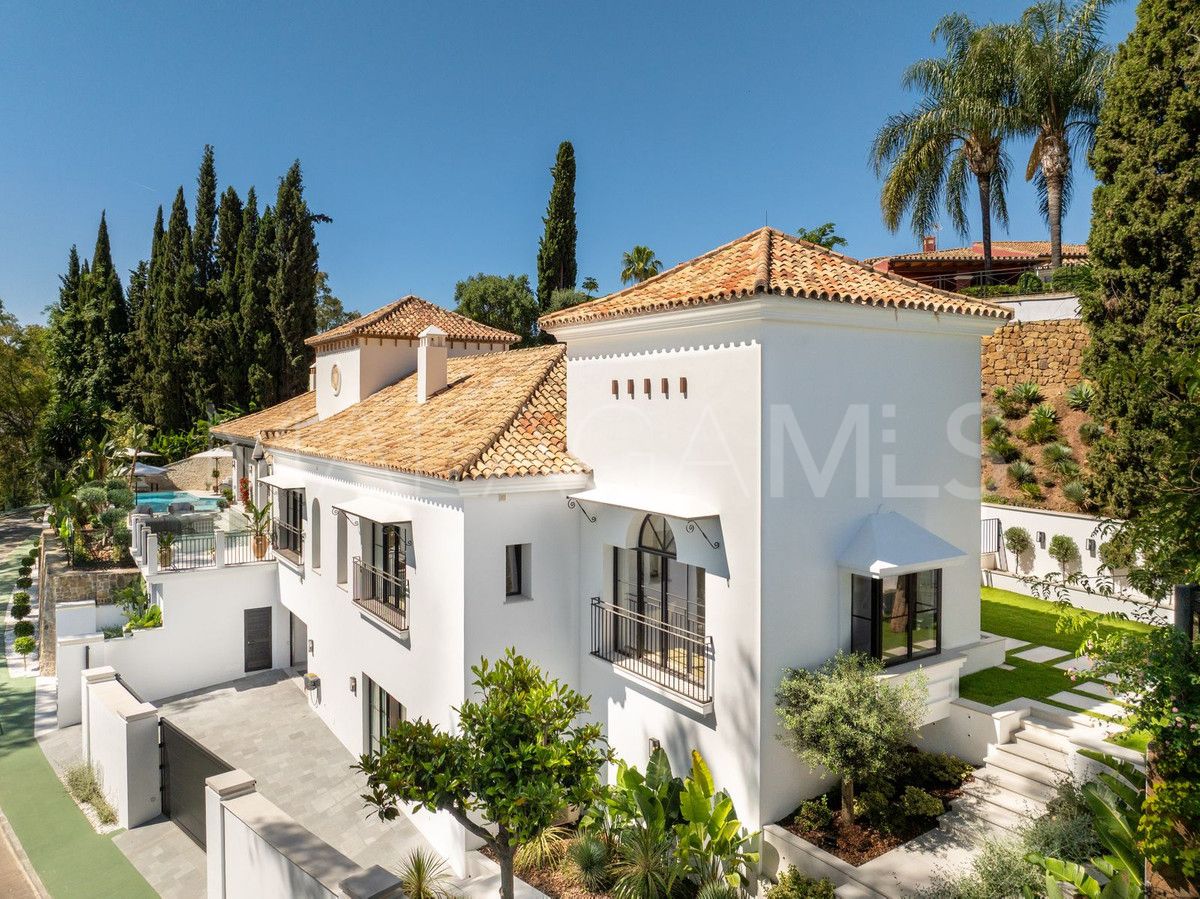 Se vende villa in Benahavis with 5 bedrooms