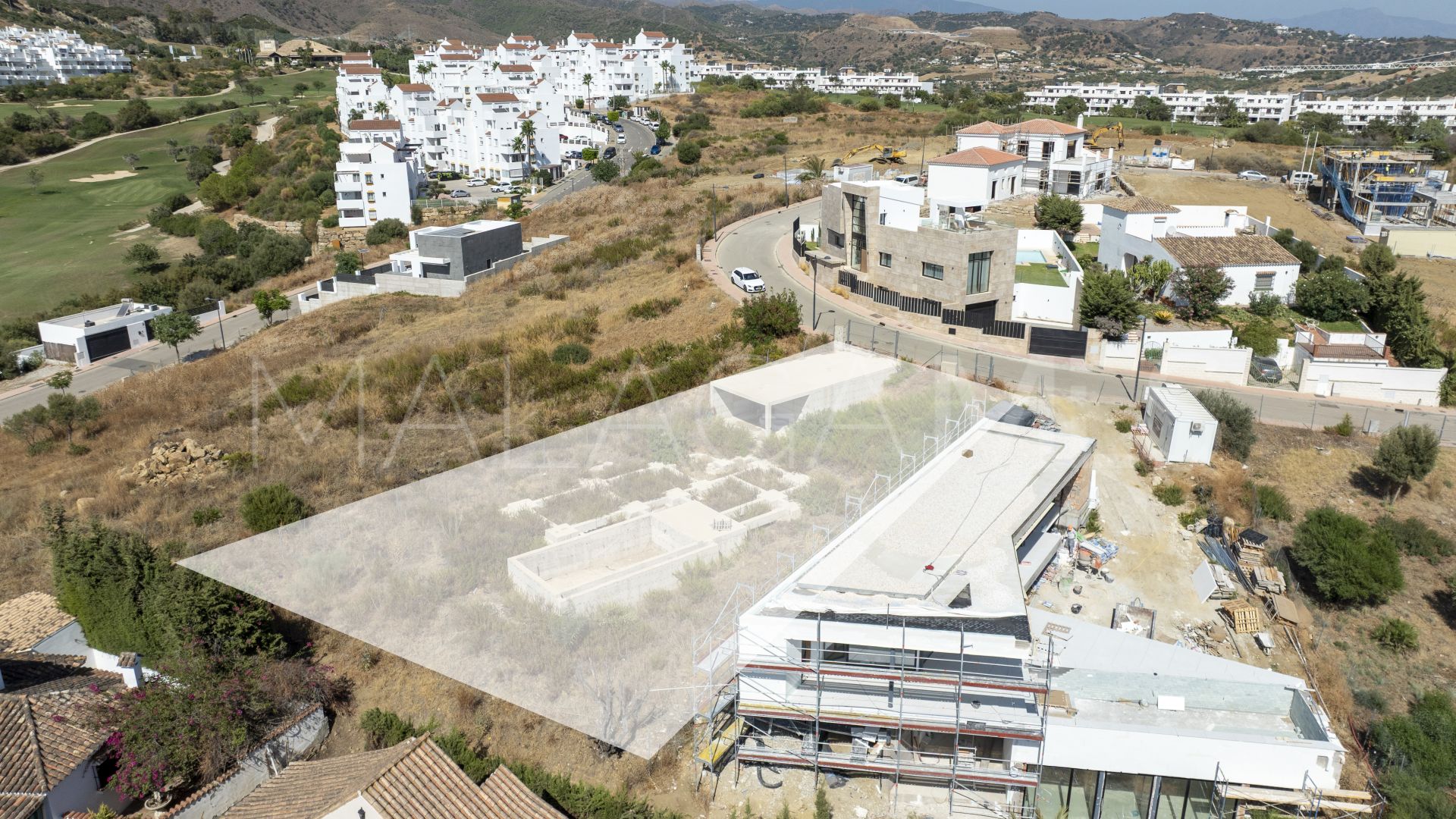 Terrain for sale in Estepona