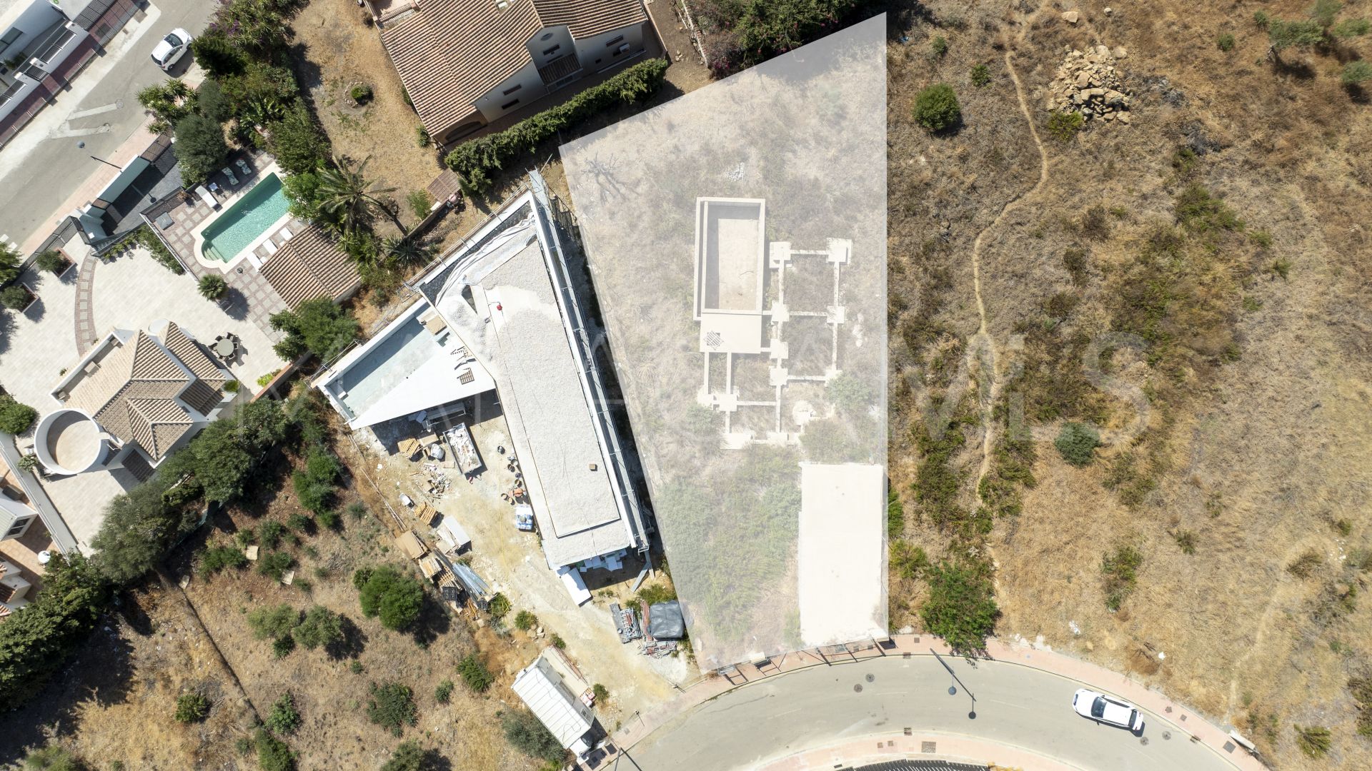 Terrain for sale in Estepona