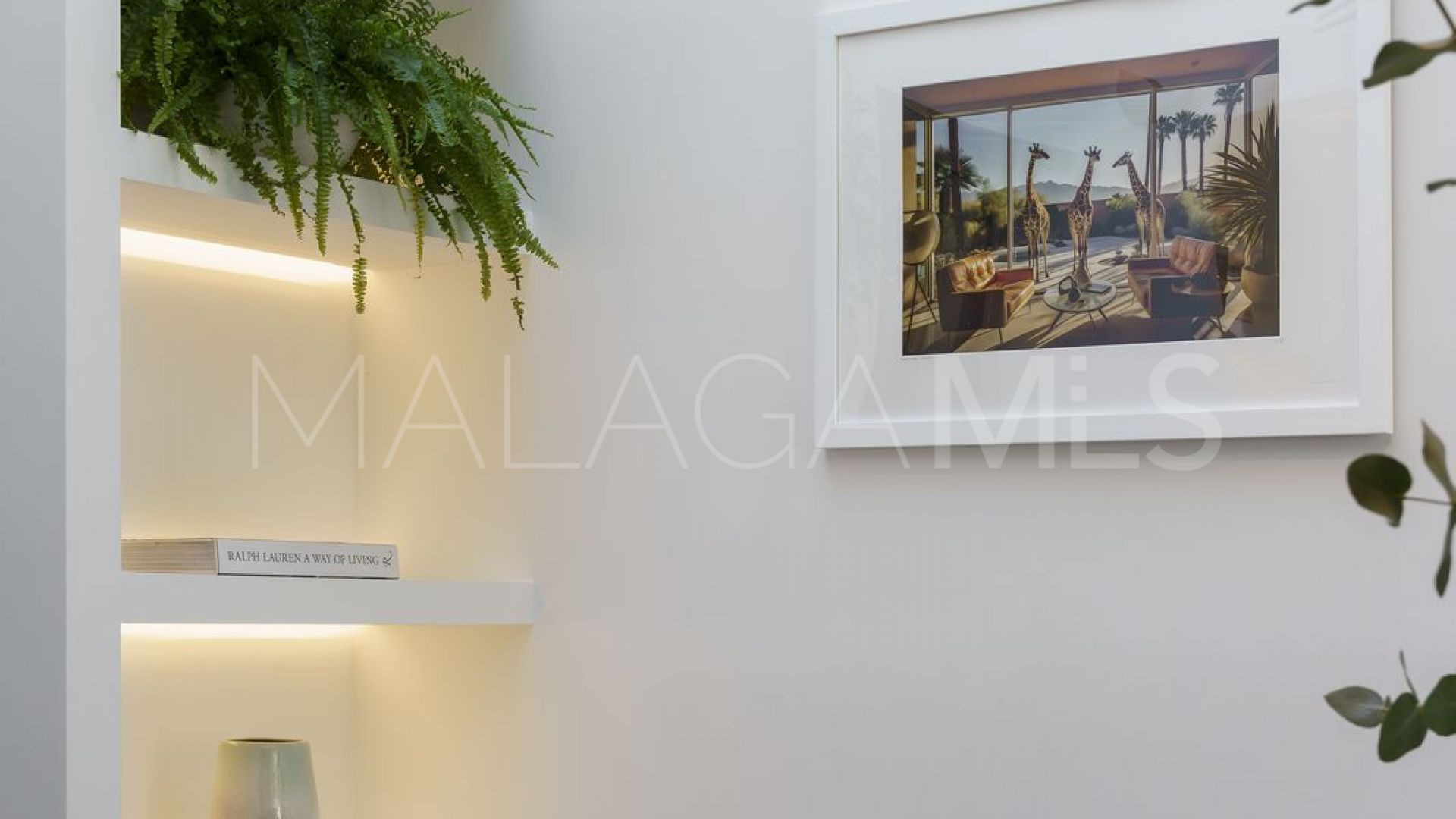 Villa for sale in Nueva Andalucia