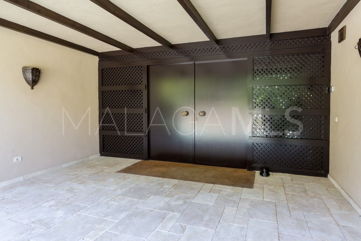 Villa for sale in Rio Real