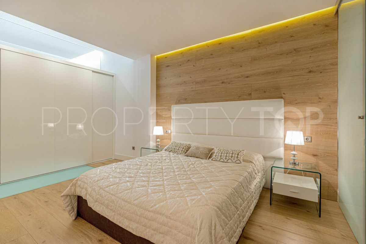 Apartamento planta baja en venta en Marbella - Puerto Banus con 3 dormitorios