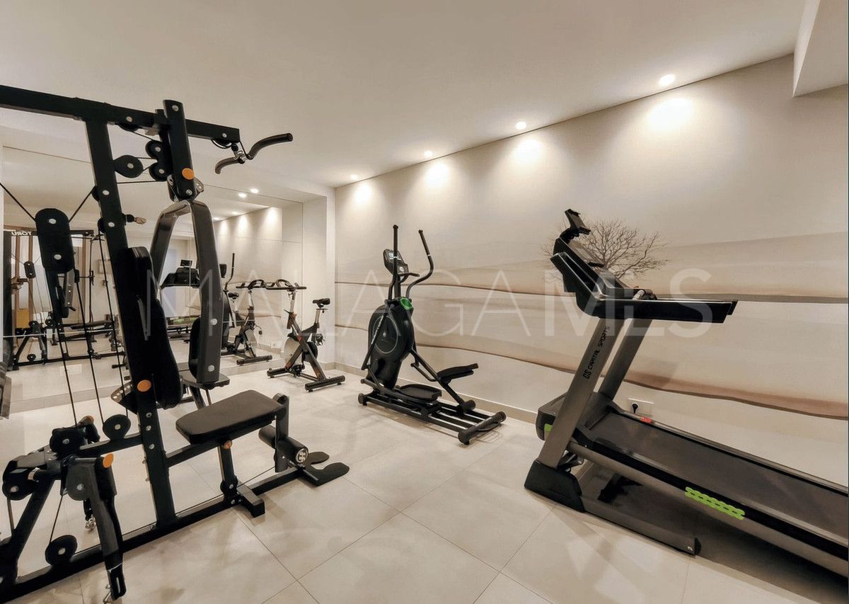 For sale Los Monteros 2 bedrooms apartment