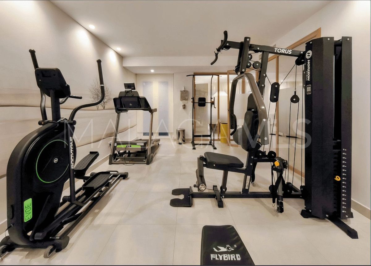 For sale Los Monteros 2 bedrooms apartment