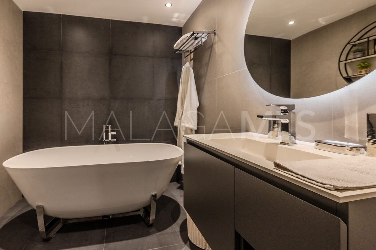 3 bedrooms ground floor apartment in Marbella - Puerto Banus for sale