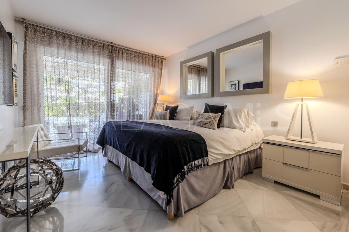 3 bedrooms ground floor apartment in Marbella - Puerto Banus for sale