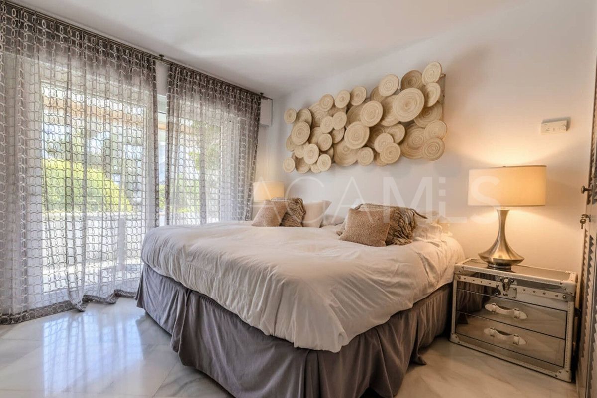 3 bedrooms ground floor apartment in Marbella - Puerto Banus for sale