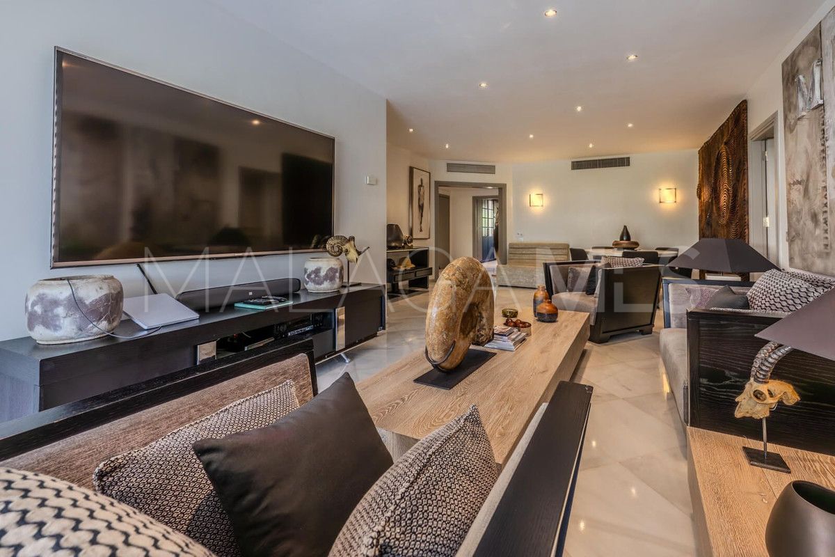 3 bedrooms ground floor apartment in Marbella - Puerto Banus for sale