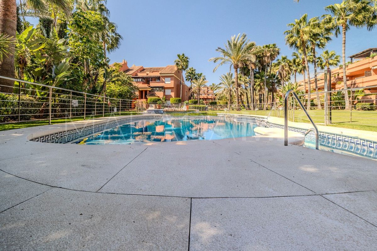 For sale Marbella - Puerto Banus 2 bedrooms ground floor apartment