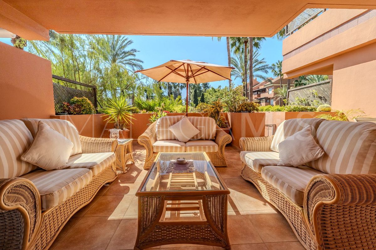 For sale Marbella - Puerto Banus 2 bedrooms ground floor apartment