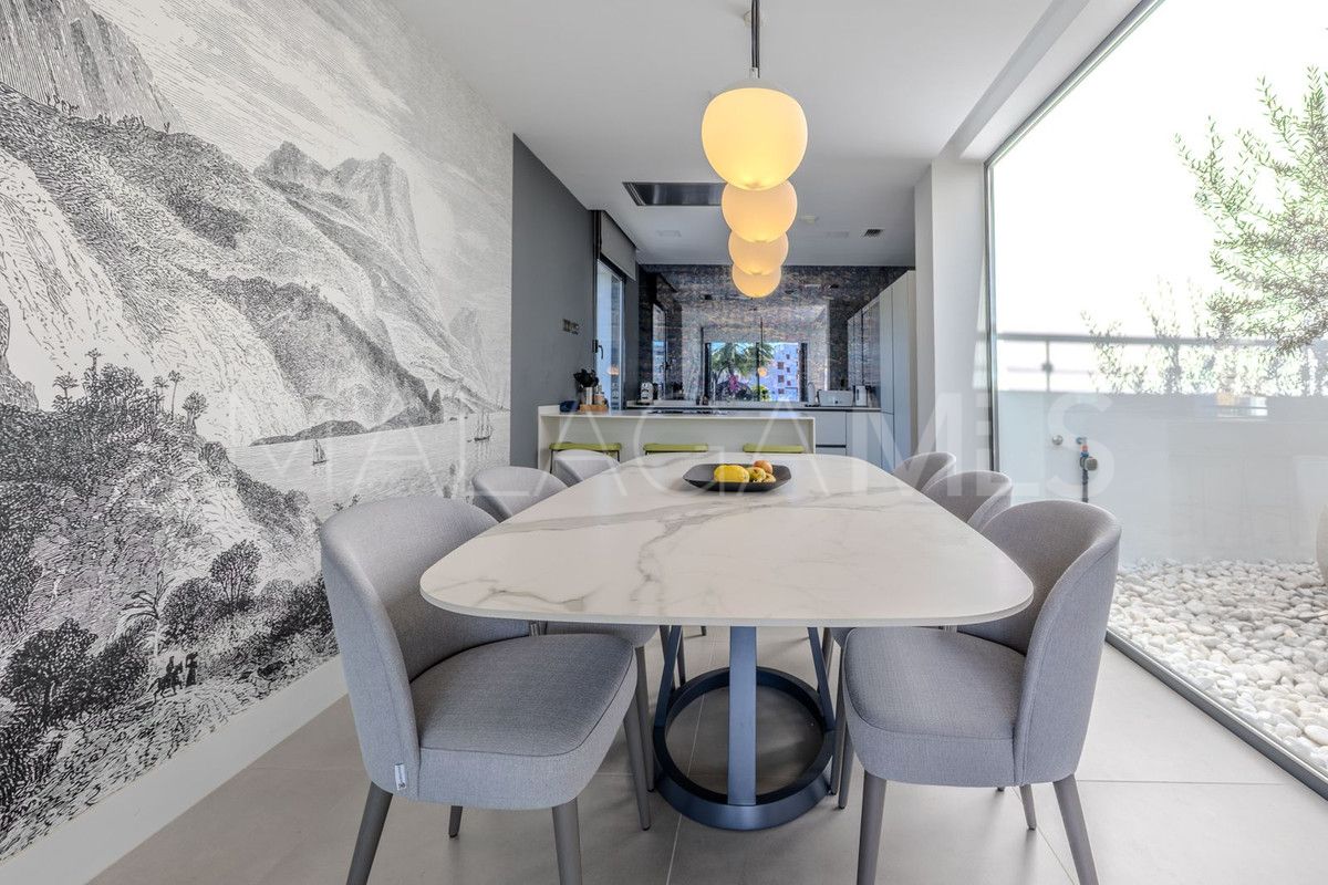 Villa for sale in Selwo