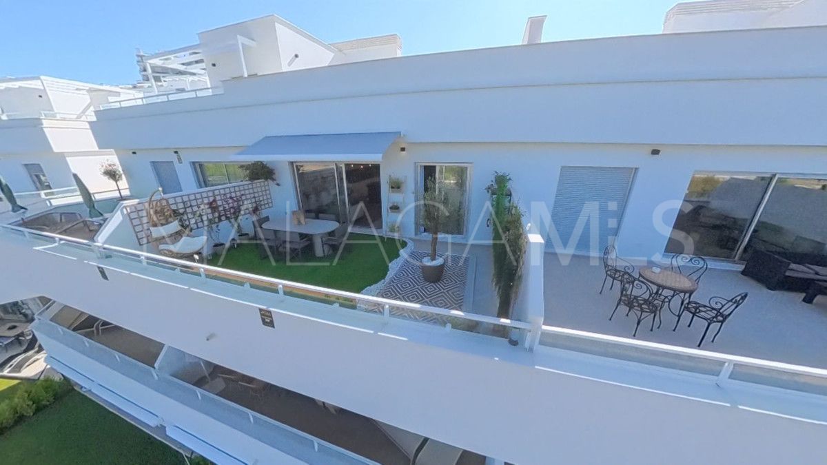 For sale 2 bedrooms penthouse in New Golden Mile