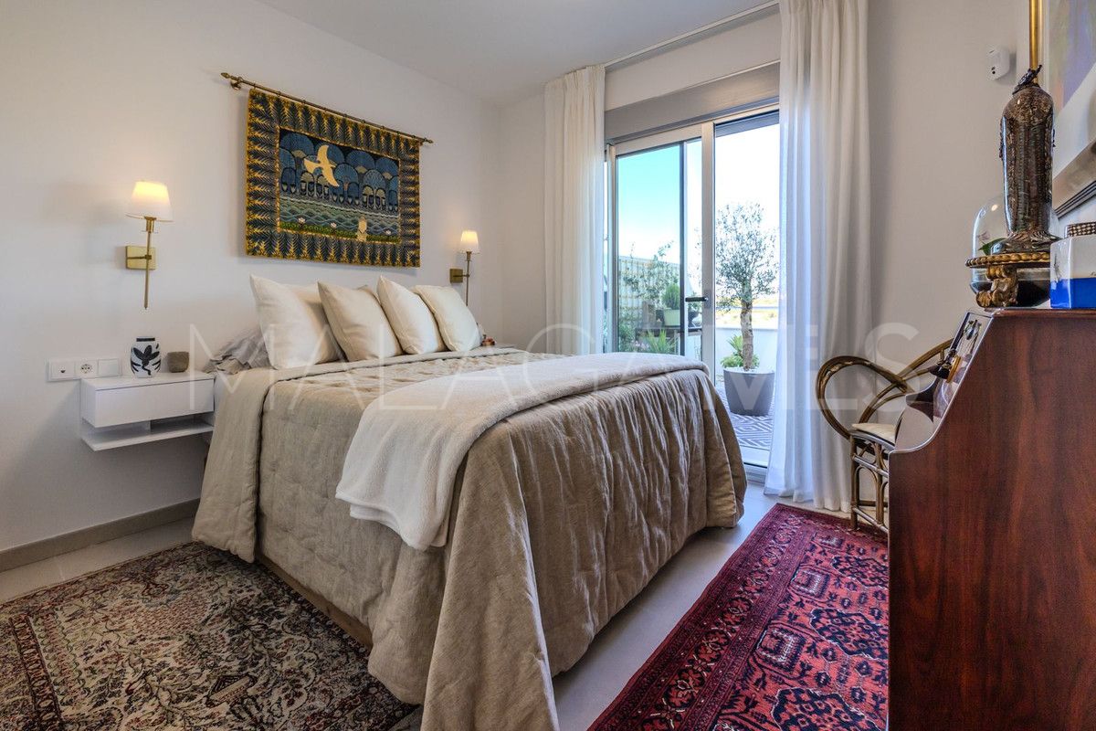 For sale 2 bedrooms penthouse in New Golden Mile