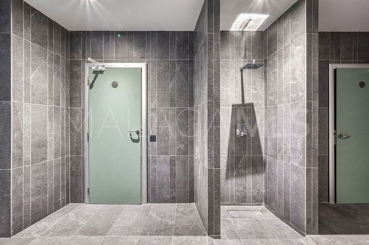 For sale 2 bedrooms penthouse in New Golden Mile
