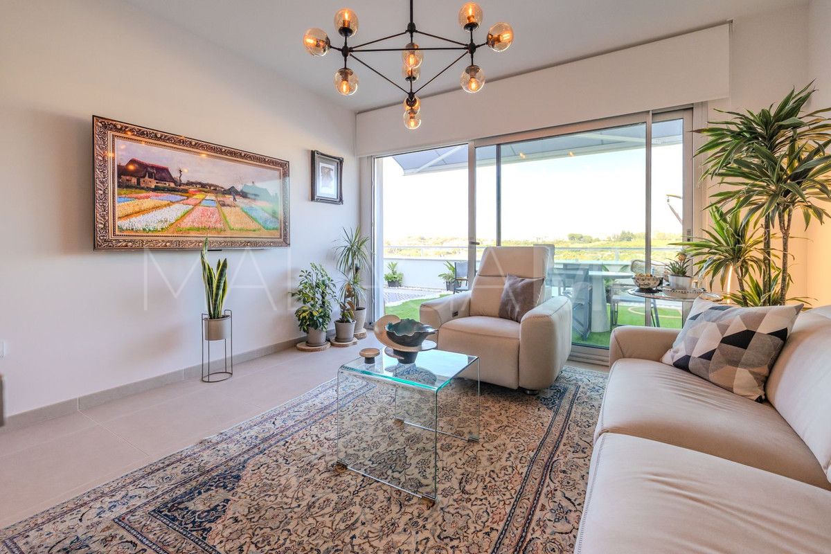 For sale 2 bedrooms penthouse in New Golden Mile