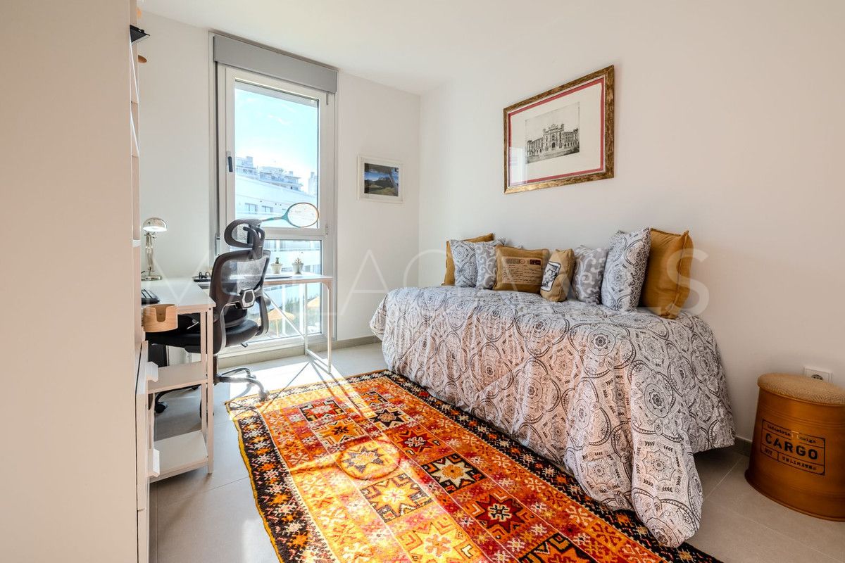 For sale 2 bedrooms penthouse in New Golden Mile