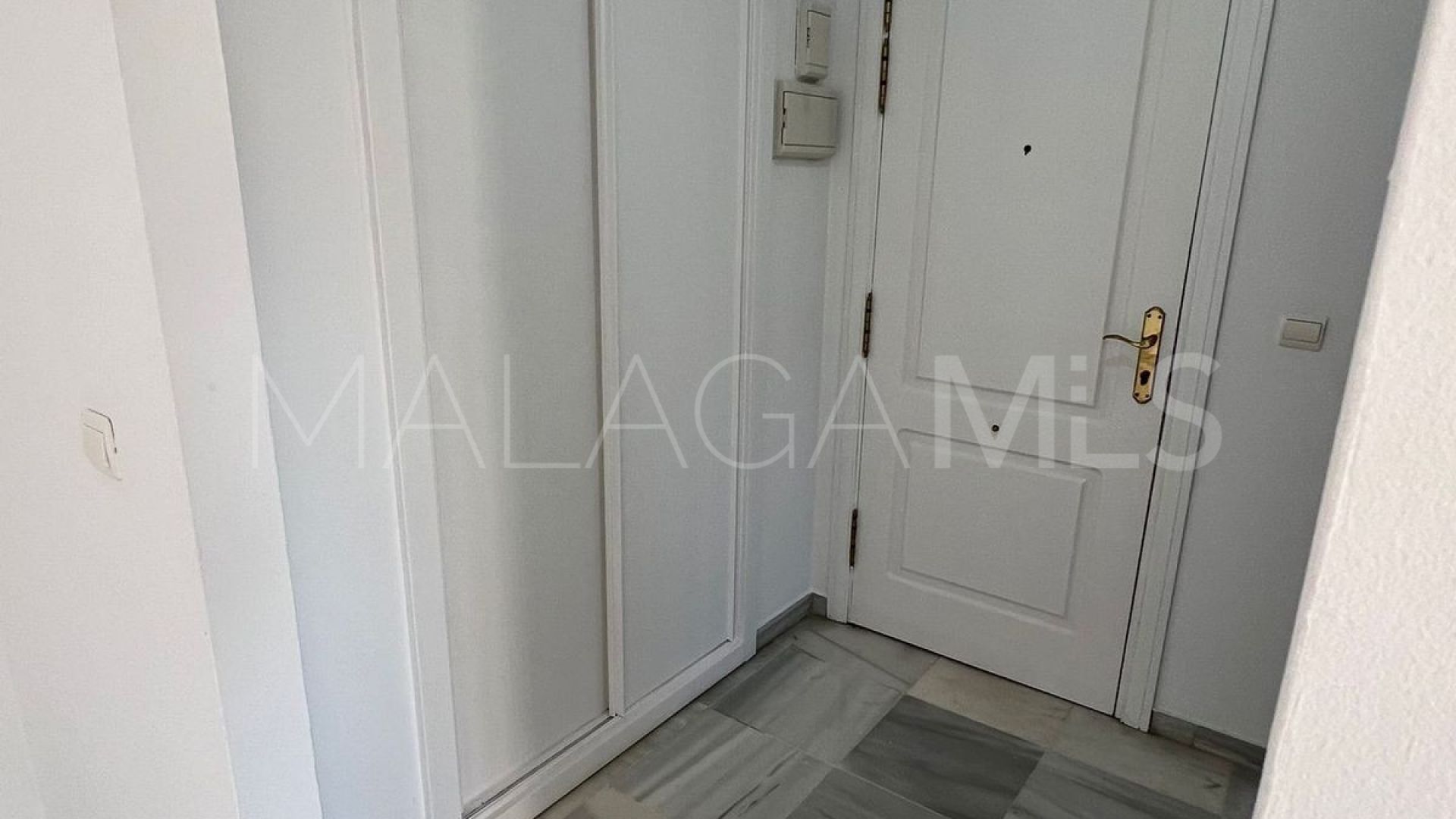 Erdgeschosswohnung for sale in Nueva Andalucia