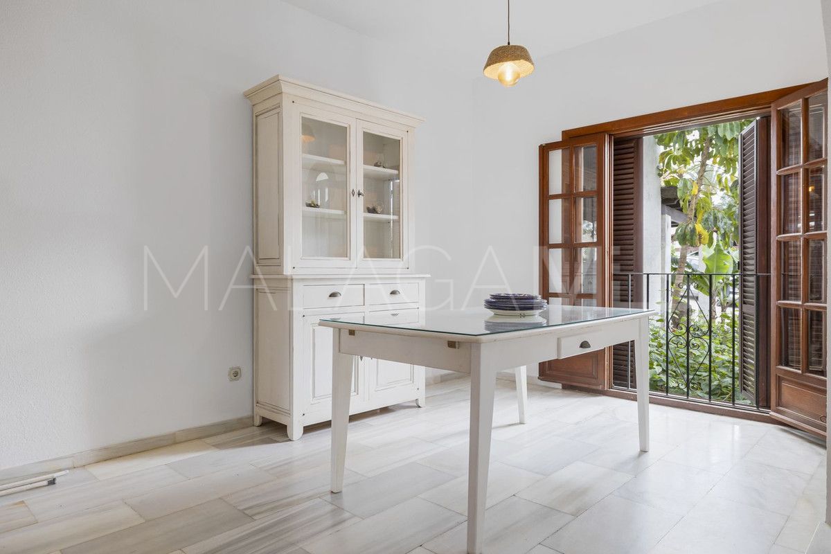 Maison de ville for sale in Estepona