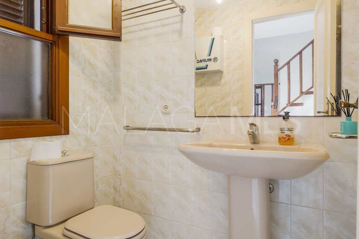 Maison de ville for sale in Estepona
