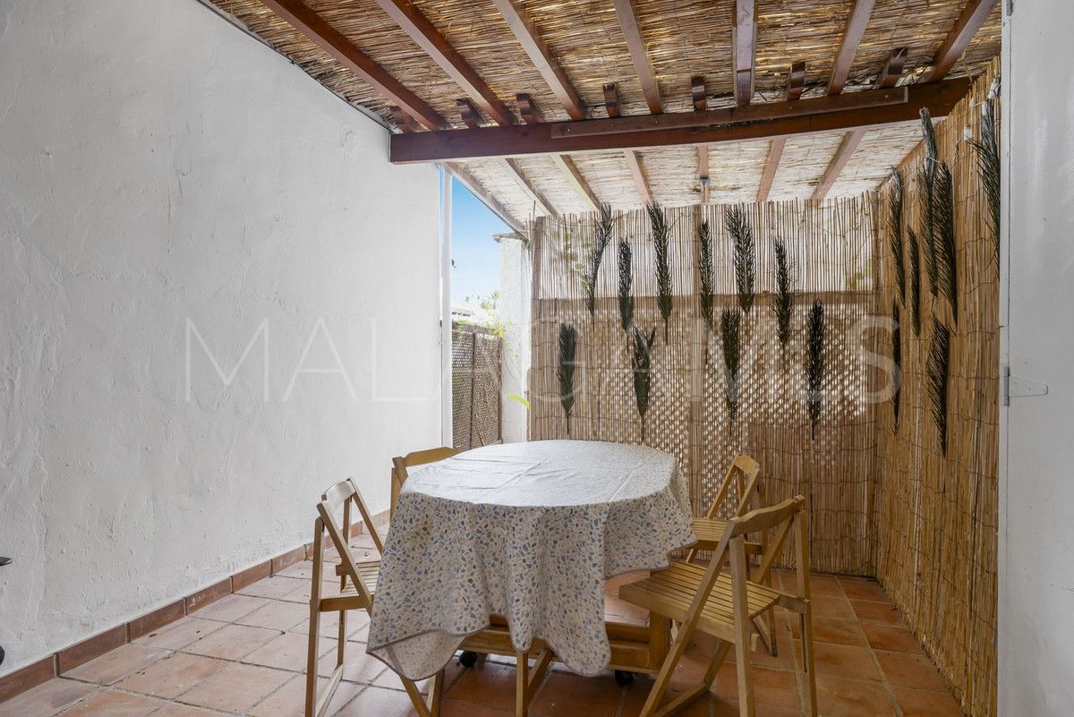 Maison de ville for sale in Estepona