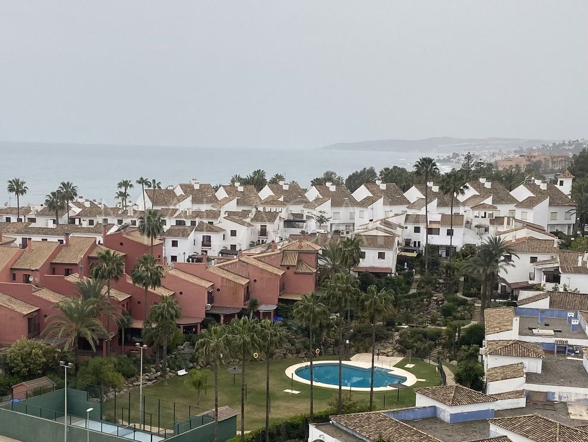 Maison de ville for sale in Estepona